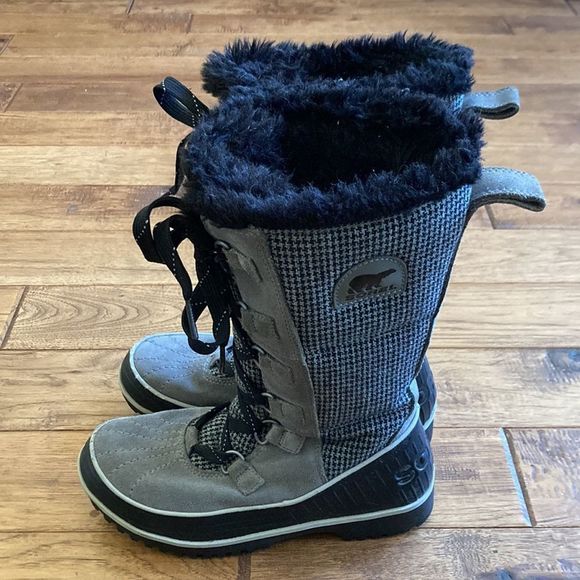 𝅺SOREL Joan of Arctic Boots Winter Snow Faux Fur Gray Houndstooth Plaid Size 7 - Picture 11 of 14